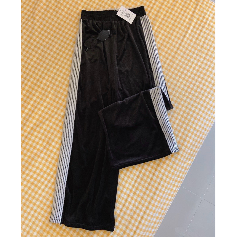 กางเกงขายาวแบรนด์MONTHA🌲