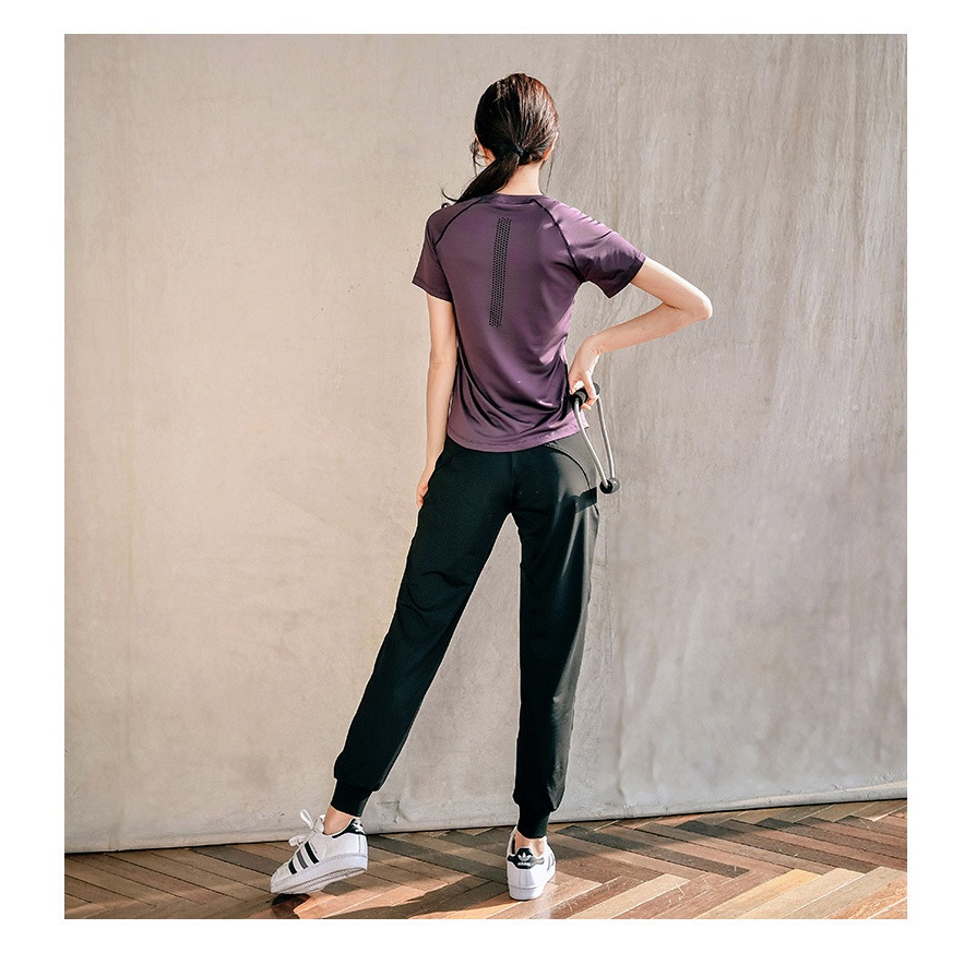 *ชุด 2 ชิ้น* (YOGA-6000) ชุดออกกำลังกายผู้หญิง เสื้อแขนสั้น+กางเกงวอร์มขายาว ผ้านิ่มลื่นระบายอากาศดีใส่สบาย - รูปที่ 3