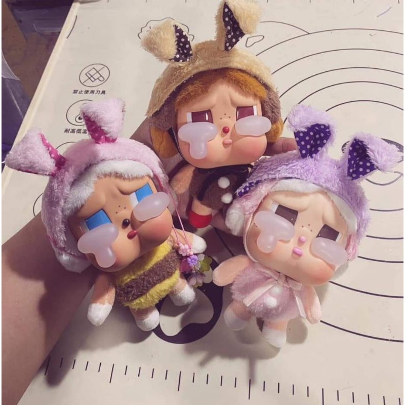 หมวกและชุด น้องcrybaby