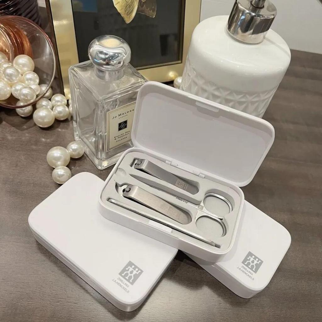 Germany Zwilling nail clipper single original imported nail clipper set portable splash-proof nail clippers home