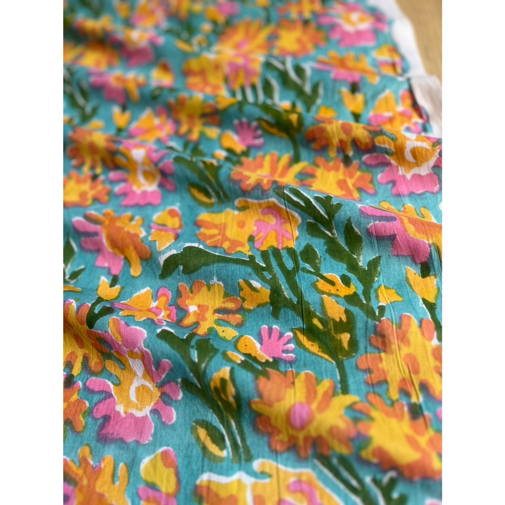 144บ./หลา Cotton Fabric Indian Blockprint ผ้าฝ้าย ผ้าอินเดีย พิมพ์มือ sarasafabric handblockprint cotton H24-11-07