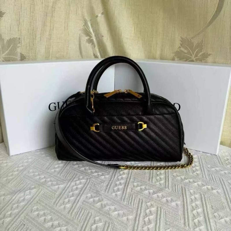 กระเป๋าสะพายข้างGuess ทรงหมอน (ก95)