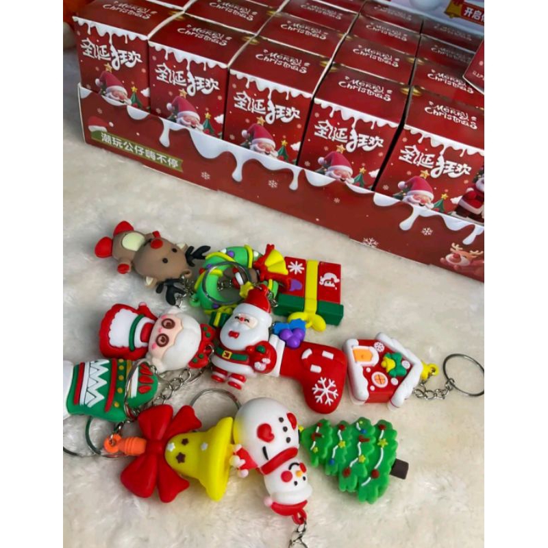 พร้อมส่งจากไทย กล่องจุ่ม พวงกุญแจ คริสต์มาส ยกกล่อง 24 ชิ้น