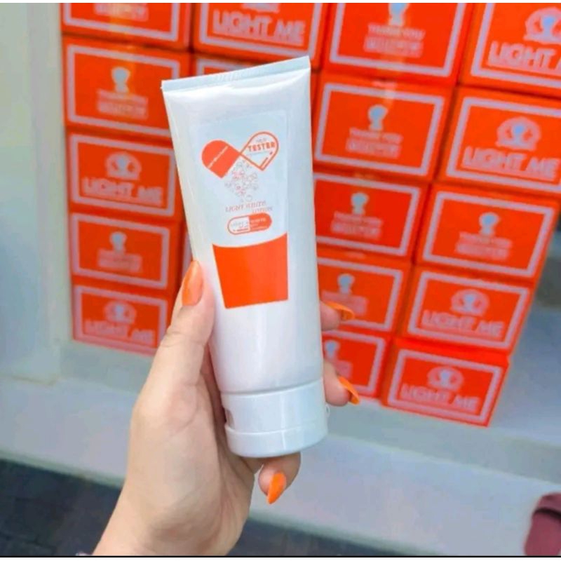 โลชั่นไลท์ไวท์ Light White Body Lotionขนาด200ml.
