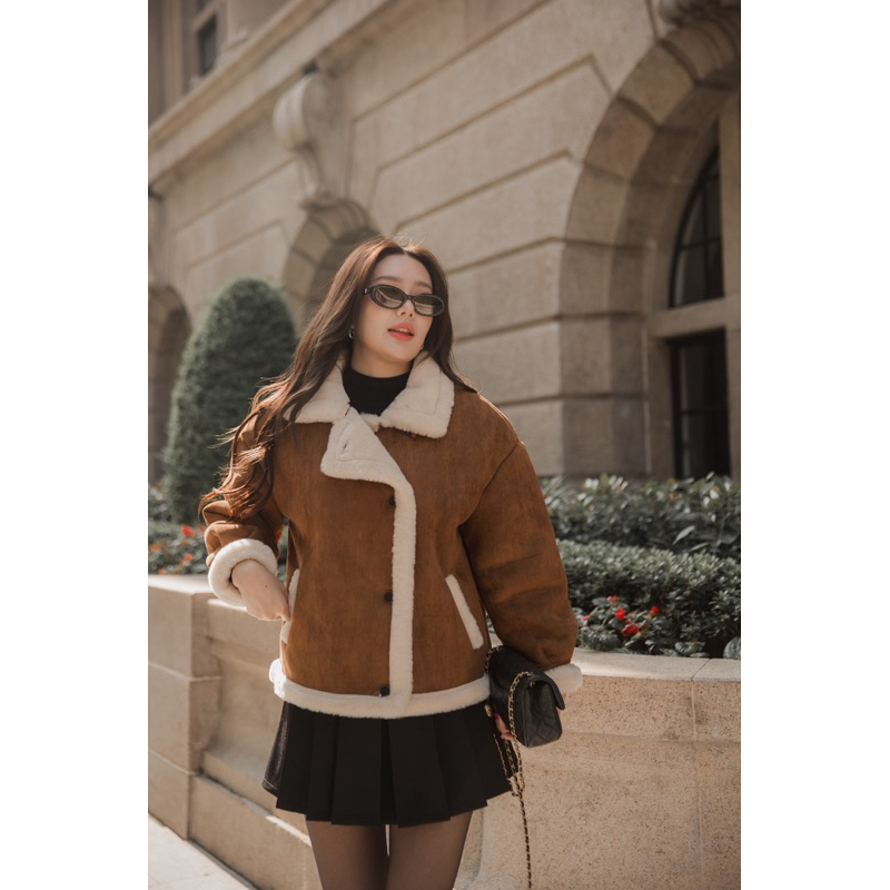 PREORDER CHERRY jacket สีน้ำตาล รอสินค้า 7-10 วันค่ะ