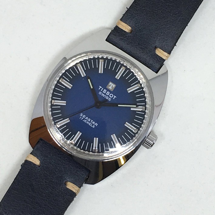 นาฬิกามือสอง TISSOT Seastar 1970s ระบบไขลาน ขนาดตัวเรือน 35 mm. (Pre-owned)
