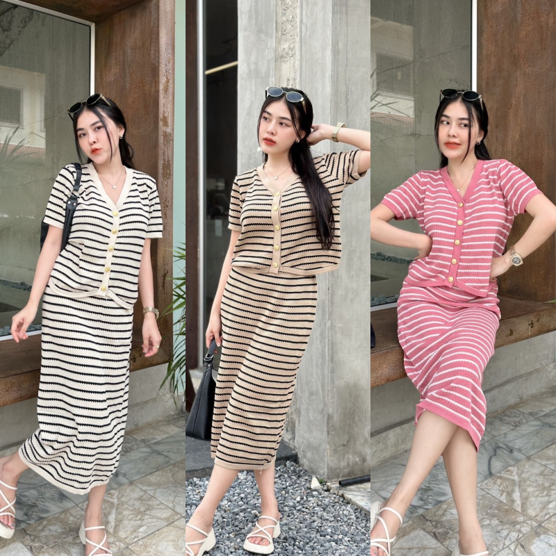 ชุดเซ็ต2ชิ้น เสื้อแขนสั้นคอวีแต่งกระดุม + กระโปรงไหมพรมยาว ผ้าไหมพรม เรียบหรูดูแพง ใส่ออกงานได้ รุ่น ใต้ฝุ่น