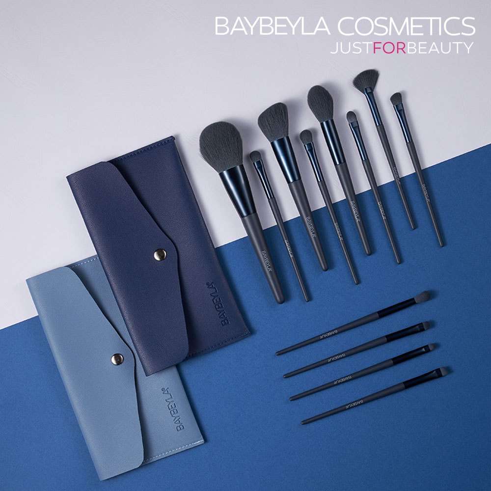 BAYBEYLA ชุดแปรงแต่งหน้าขนนุ่มสีฟ้ารมควัน 12 ชิ้น แปรง BASF 0.07 มม. ถุงซองสองสี แปรงแต่งหน้า
