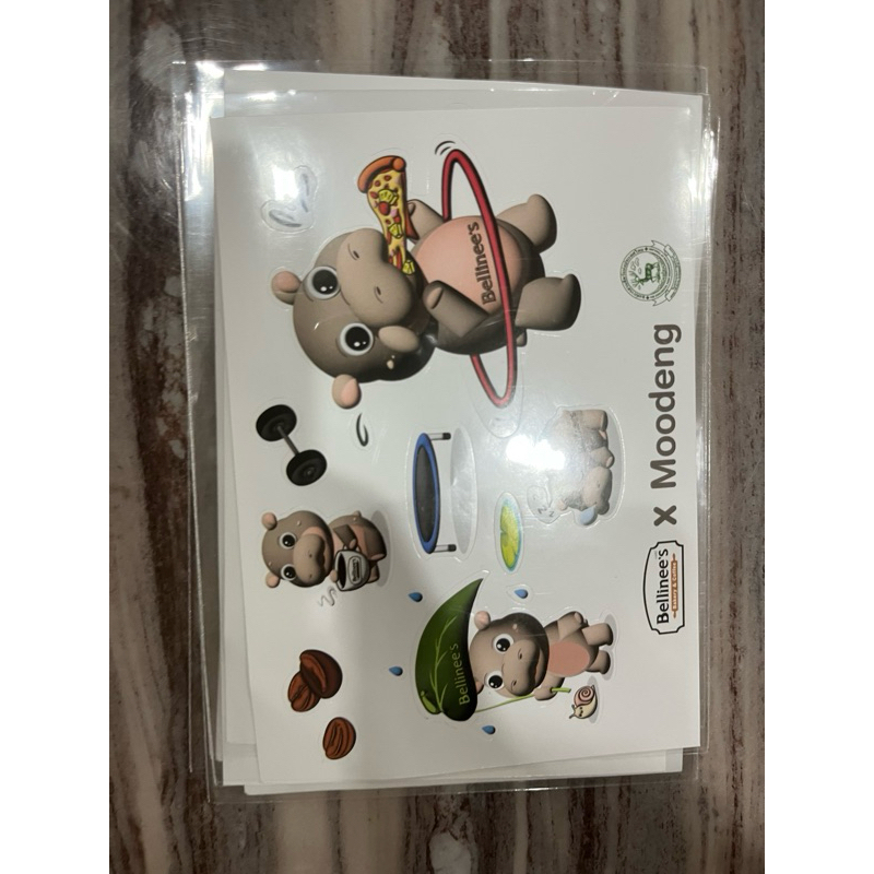 sticker หมูเด้ง ของเเถมจากการซื้อของ