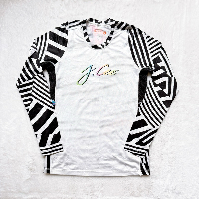 (มือสอง) เสื้อ Slimfit JCee แขนยาว ไซส์ L *** ใส่ 2 ครั้ง