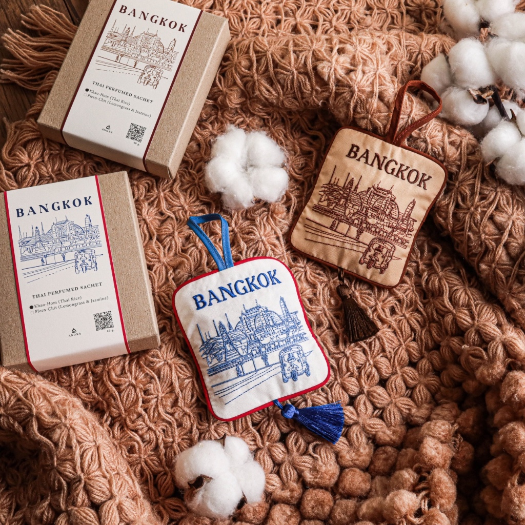 NEW IN: BANGKOK PERFUME SACHET (EMBROIDERY) ถุงหอมงานปักลายแบงก์คอก ของที่ระลึกไทยๆ