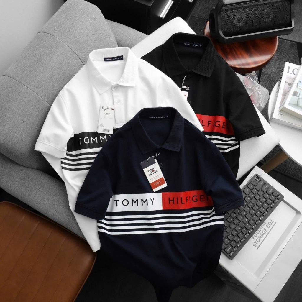 เสื้อคอปกTommy แขนสั้นกลางอกสกรีนลาย TOMMY-HILFIGERลายเส้น เนื้อผ้าเบาสบาย แทรกครบ ป้ายครบรับประกันคุณภาพ