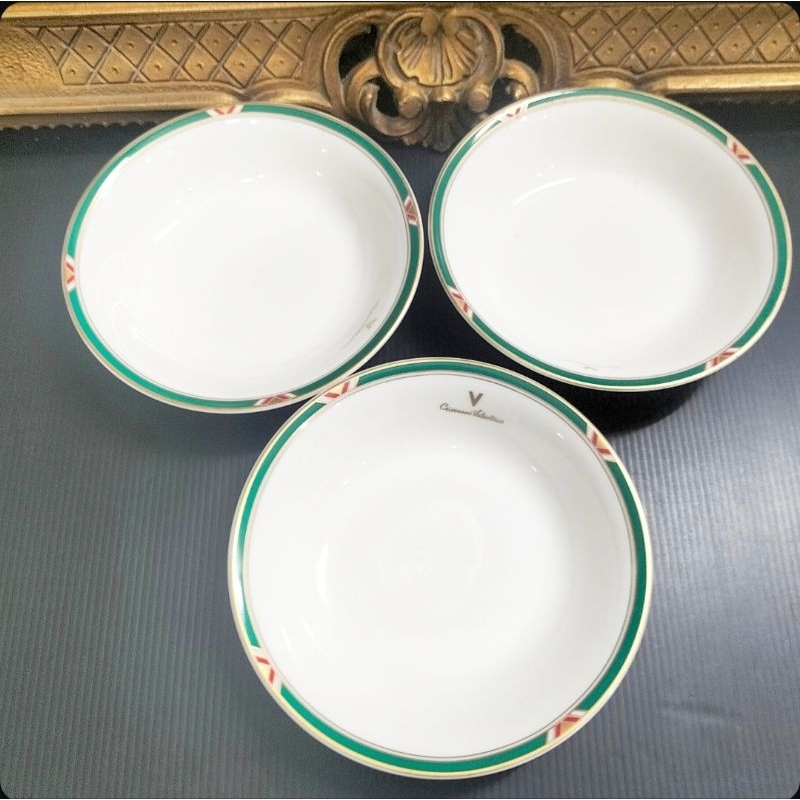 ถ้วย valantino momoyama ใหม่ลายสวยไม่ผ่านการใช้งานก.6"ล.1.5"