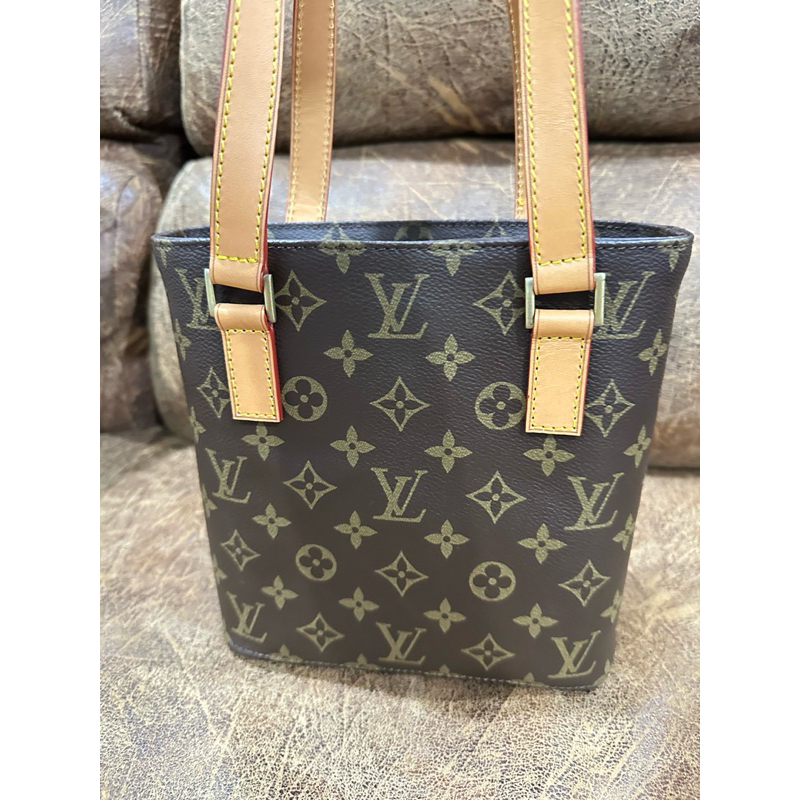 LOUIS VUITTON Monogram Canvas Vavin PM Tote Handbag แท้ %