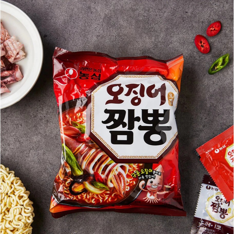 นงชิม โอจินงอ จัมปง มัลติ (บะหมี่กึ่งสำเร็จรูป รสปลาหมึกในซุปเผ็ด) NONGSHIM OJINGEO JAMPONG MULTI 농심