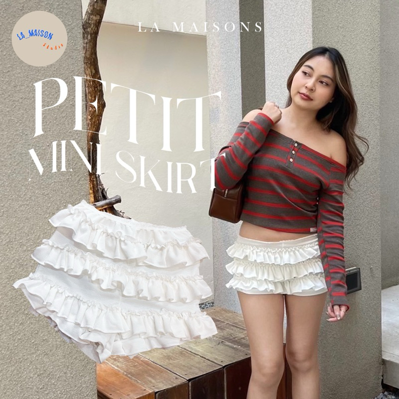 กระโปรงสั้น แต่งระบาย4ชั้น petit mini skirt