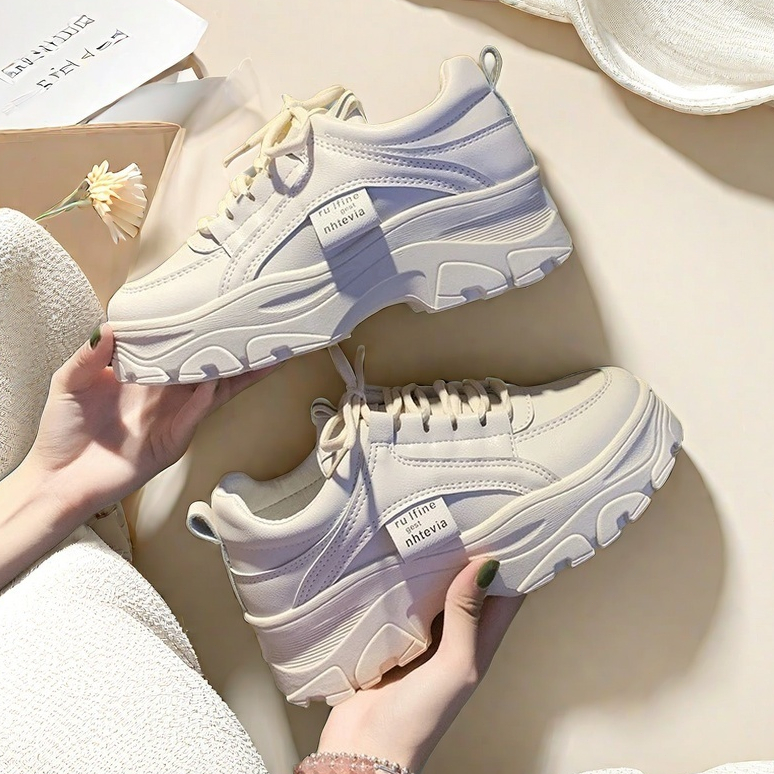 Tikp5 พื้นหนา รองเท้าผ้าใบผู้หญิง รองเท้าแฟชั่น สไตล์เกาหลีสุดฮิต ใส่สบาย ใส่แล้วสูง สีดำ สีครีม ขาว ไซส์ 35-40