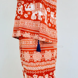 **สินค้ามาใหม่ พร้อมส่ง** ชุดเซ็ท เสื้อคอกลม แขนสั้น แต่งพู่ กางเกงขายาว ทรงขาบาน พิมพ์ลายช้าง ผ้าหนังไก่ c2027#