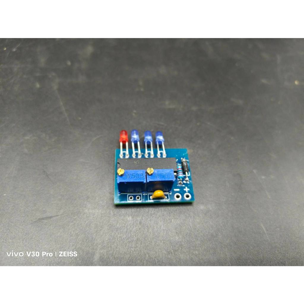วัดแบตลิเที่ยมฟอตเฟส-ไอออน สามารถหมุนปรับใช้กับแบตเตอรี่ทุกชนิด ตั้งแต่ 10V-35V