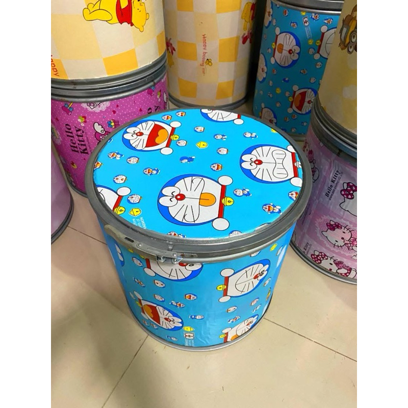ออมสินถังยักษ์ลายโดเรม่อน