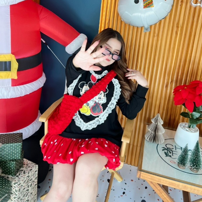 ชุดเซท ชุดเซทสาวอวบ เซทเสื้อแขนยาว+กระโปรงบอลลูน ชุดเซทสาวอวบน่ารักๆ ชุดเซทฟรีสไตล์สาวอวบ แต่งตัวชิลๆน่ารักๆ ตรีมคริสมาส