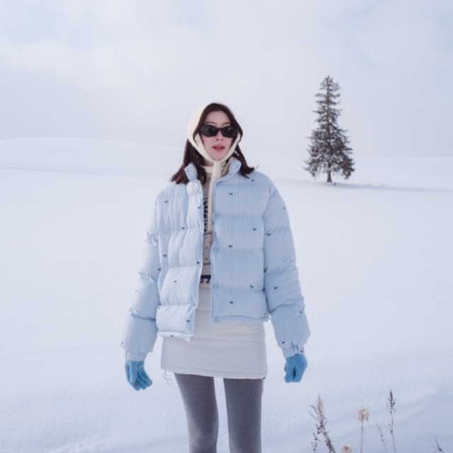 (พร้อมส่ง) แจ็คเก็ตบุพองลายโบว์เล็ก น่ารักมากก ทรง oversize รูดเอวได้