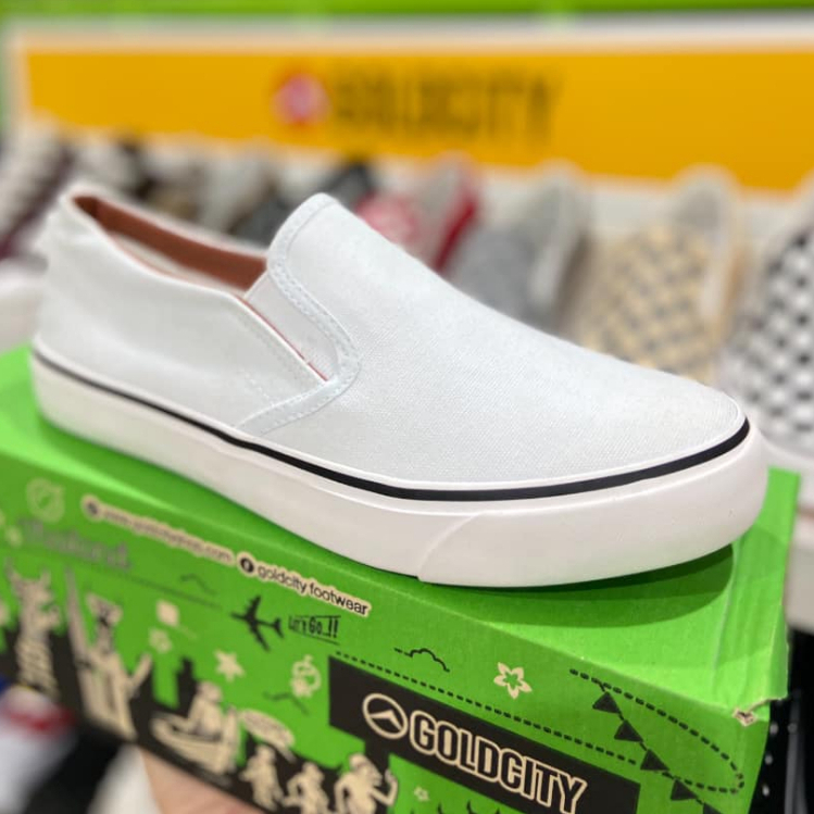 รองเท้าผ้าใบทรงสลิปออน โกล์ดซิตี้ Goldcity แบรนด์แท้ รุ่น GC-NS010 / GC-NS011  Size 37-45
