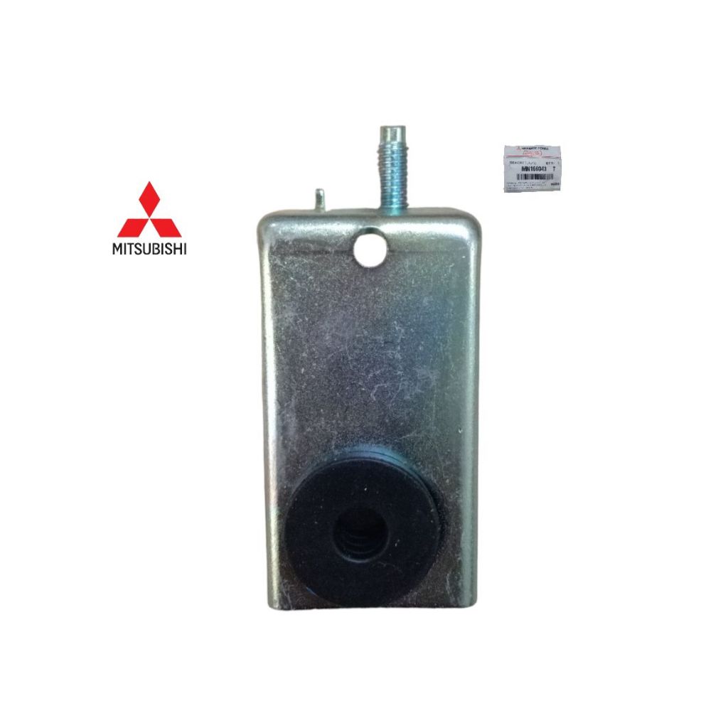 อะไหล่มิตซูบิชิแท้100%MN166943 Tขายึดแผงระบายความร้อนแอร์ ใช้กับรถ TRITON.KA4.KA5.KB4.KB8 ปี2005.05.