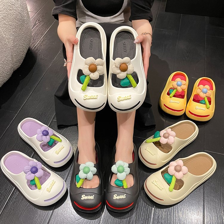 Lateye งานแนะนำสุดปังพร้อมส่ง รองเท้าแตะแฟชั่นผู้หญิง รุ่นนี้งานดี น้ำหนักเบา สไตล์คาวาอี้มาก มาพร้อมตัวติดดอกไม้สุดน่าร