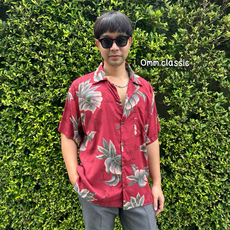 เสื้อฮาวายผ้านิ่ม(สปันเรยอน)ลายใบกลางแดง