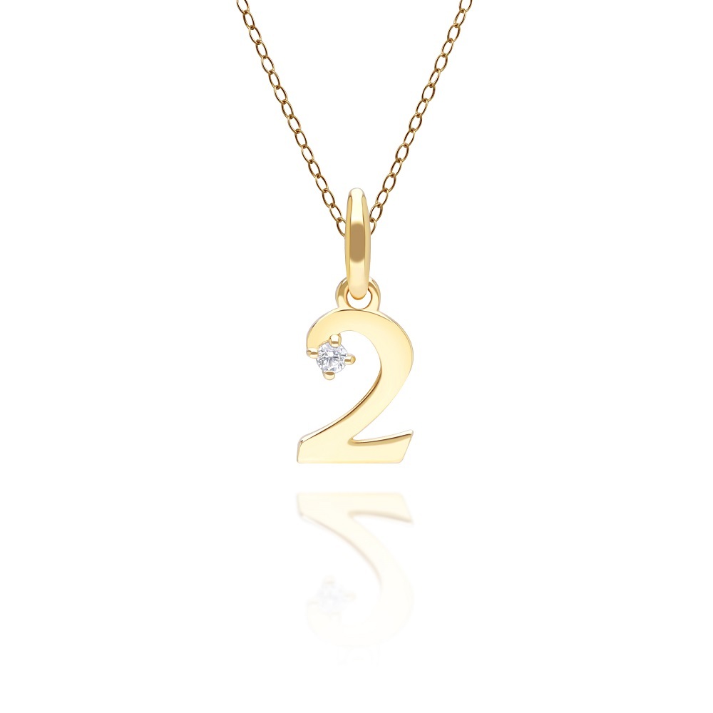 Gemondo จี้ทองคำ 9K ประดับเพชร เลขนำโชคหมายเลข 2 (ไม่รวมสร้อย) Lucky Symbol