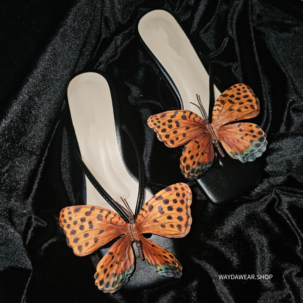BUTTERFLY BLISS FLATS รองเท้า*สีดำ ตกแต่งด้วยผีเสื้อประดิษฐ์ ( D.I.Y ) *หน้าเท้ากว้างเผื่อ 1 size