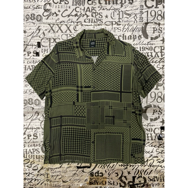 CPS CHAPS GRAPHIC HANDKERCHIEF OLIVE PRINT HAWAII SHIRT SIZE M สภาพใหม่ของแท้ 100% เสื้อเชิ้ตฮาวายผู