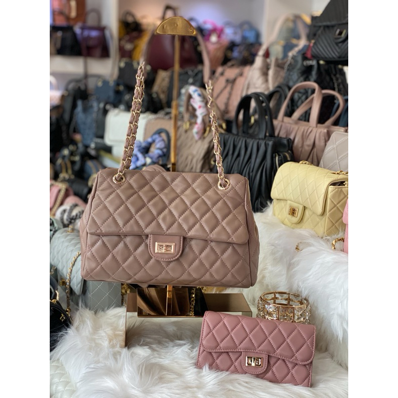 CC Modern 30cm หนังแกะนิวซีแลนด์ หนังนิ่มมากเบาสุดๆ แบรนด์Lovera