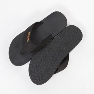 รองเท้าดาวเทียม สายผ้า สายคลาสสิค ในตำนาน Made in Thailand ค…