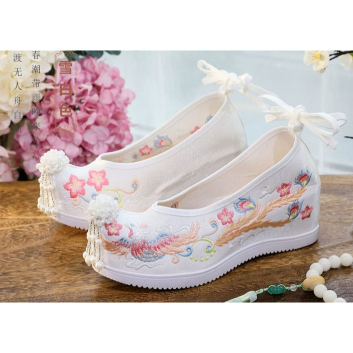 (พร้อมส่ง) รองเท้าจีนโบราณผู้หญิง รองเท้าฮั่นฟูแต่งมุก