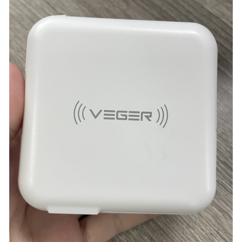 [DEMO] VEGER P15W Wireless Charging Power Bank 10000mAh White - พาวเวอร์แบงค์พกพา