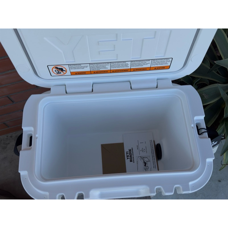 กระติกเก็บความเย็น YETI COOLER ROADIE 15 - รูปที่ 5
