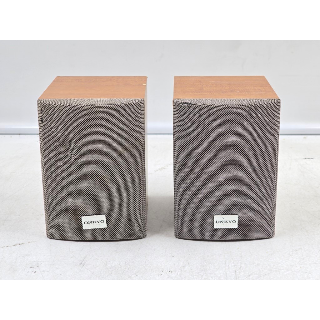 AZ207 ลำโพง 1 คู่ มือสองญี่ปุ่น (653-662) ONKYO D-L1X 30W 6 โอห์ม Woofer 2.5 นิ้ว Size ตู้ 8.5x9.5x1