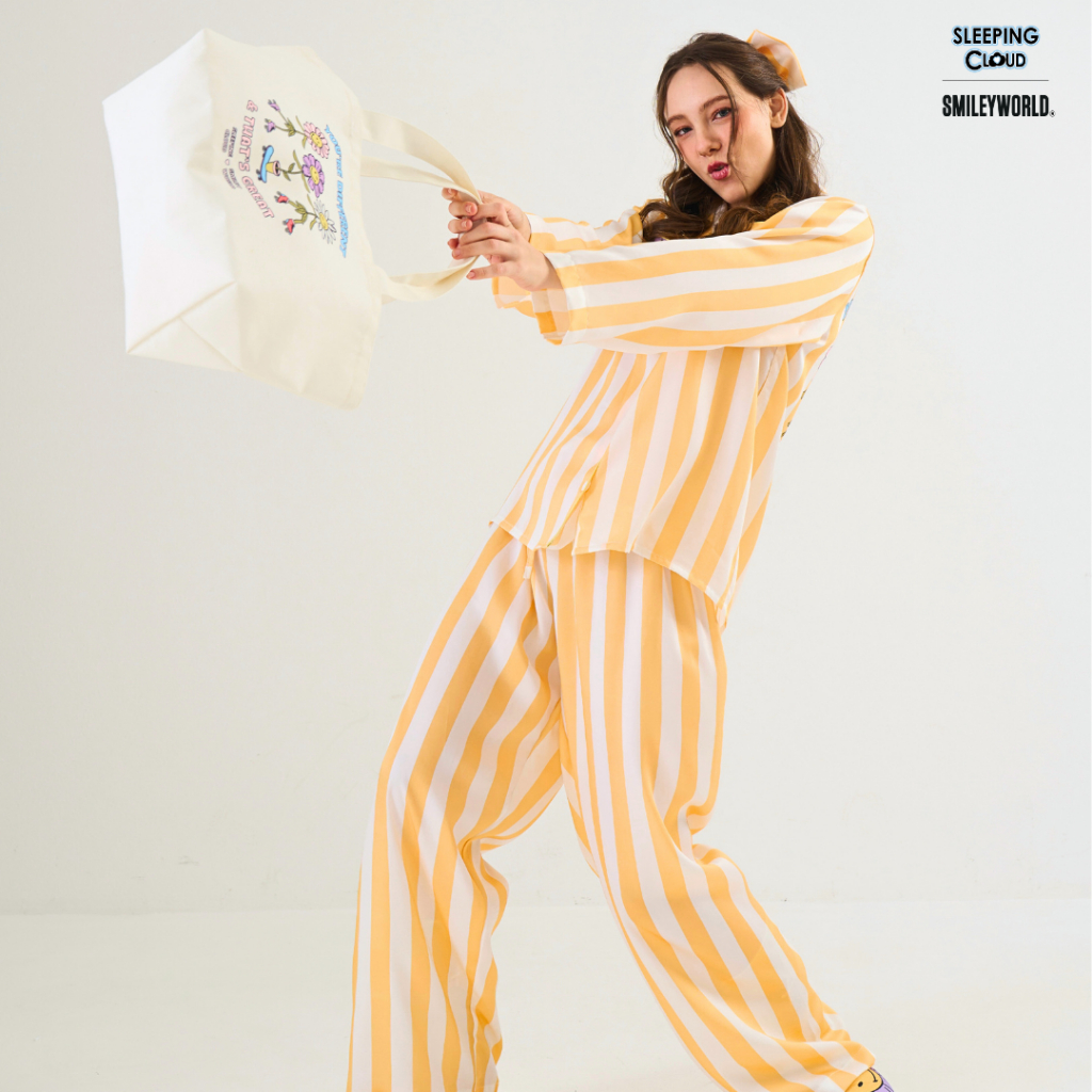 ชุดนอน SLEEPING CLOUD | ชุดนอน 100% LYOCELL ผ้านุ่ม เย็น ใส่สบาย : แขนยาว ขายาว Smiley MONDAY