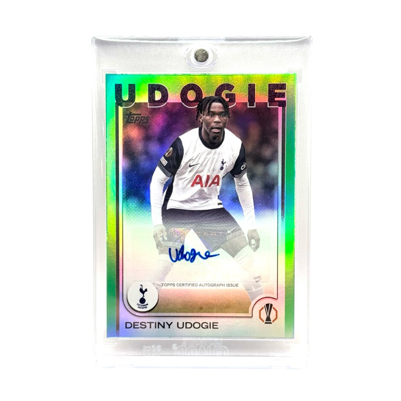 Topps UCC 24/25 Destiny Udogie Tottenham Hotspur /99 Base Autograph Green Foilboard