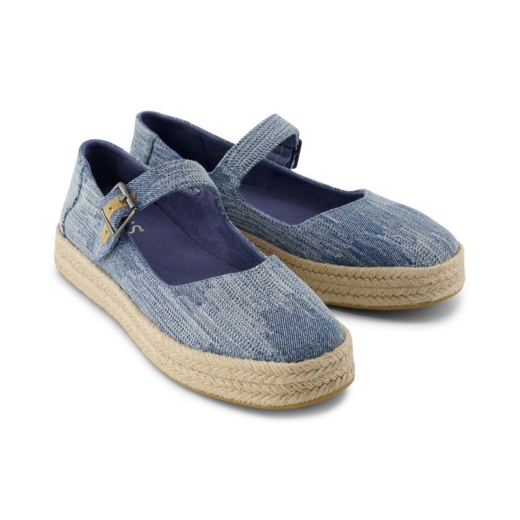 TOMS รองเท้าลำลองผู้หญิง สลิปออน รุ่น Carolina Mary Jane Dark Sky Textured Denim (CE) รองเท้าลิขสิทธิ์แท้