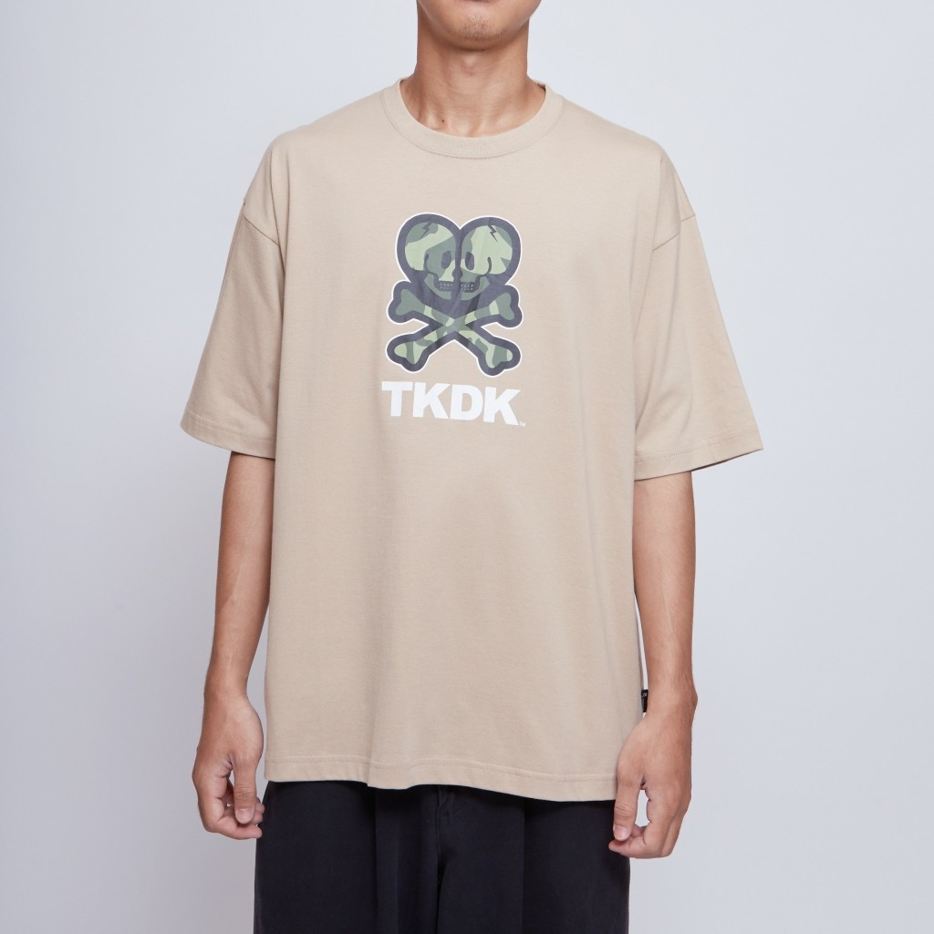 TOKIDOKI Oversized เสื้อยืดผู้ชาย โอเวอร์ไซส์ CROSSBONE CAMO SS TEE
