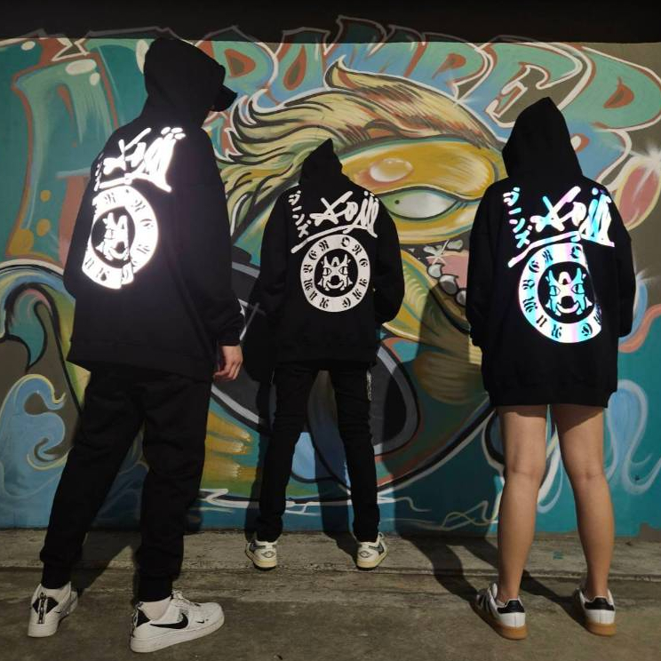XOM506 เสื้อฮู้ด สะท้อนแสงสีรุ้ง สะท้อนแสงขาว สกรีนสีขาว
