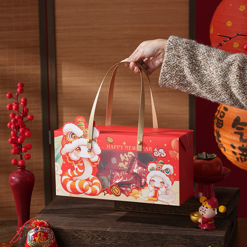กล่องใส่ขนมมีหูหิ้วตีมตรุษจีนแถมแก้วNew Year Cupcake Packaging Box Portable Gift Box Window Gift Box 5pcs 新年纸杯蛋糕纸杯包装盒礼盒蛋