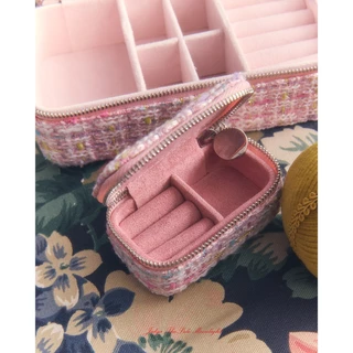 Julys - mistletoe jewelry box กล่องใส่เครื่องประดับ