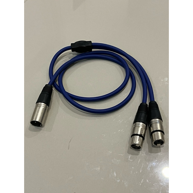 สายy xlrผู้1-xlrเมีย2 วายแบบBalanceช่วงyจากโรงงานทำจากสายชีลสเตอริโอของDynacomหั