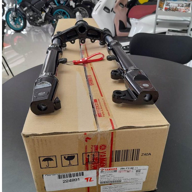 2BMF310011 ชุดโช้คหน้าสีดำ GRAND FILANO 2015-2017 รวมแผงคอ แท้ YAMAHA 2BM-F3100-11 2BL -10