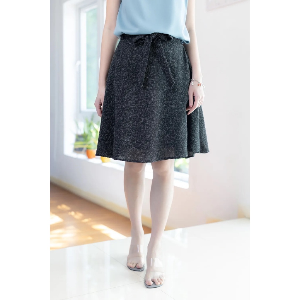 Narinari : PK02 Sylvia Circle Skirt กระโปรงทรงวงกลม กระโปรงทำงาน