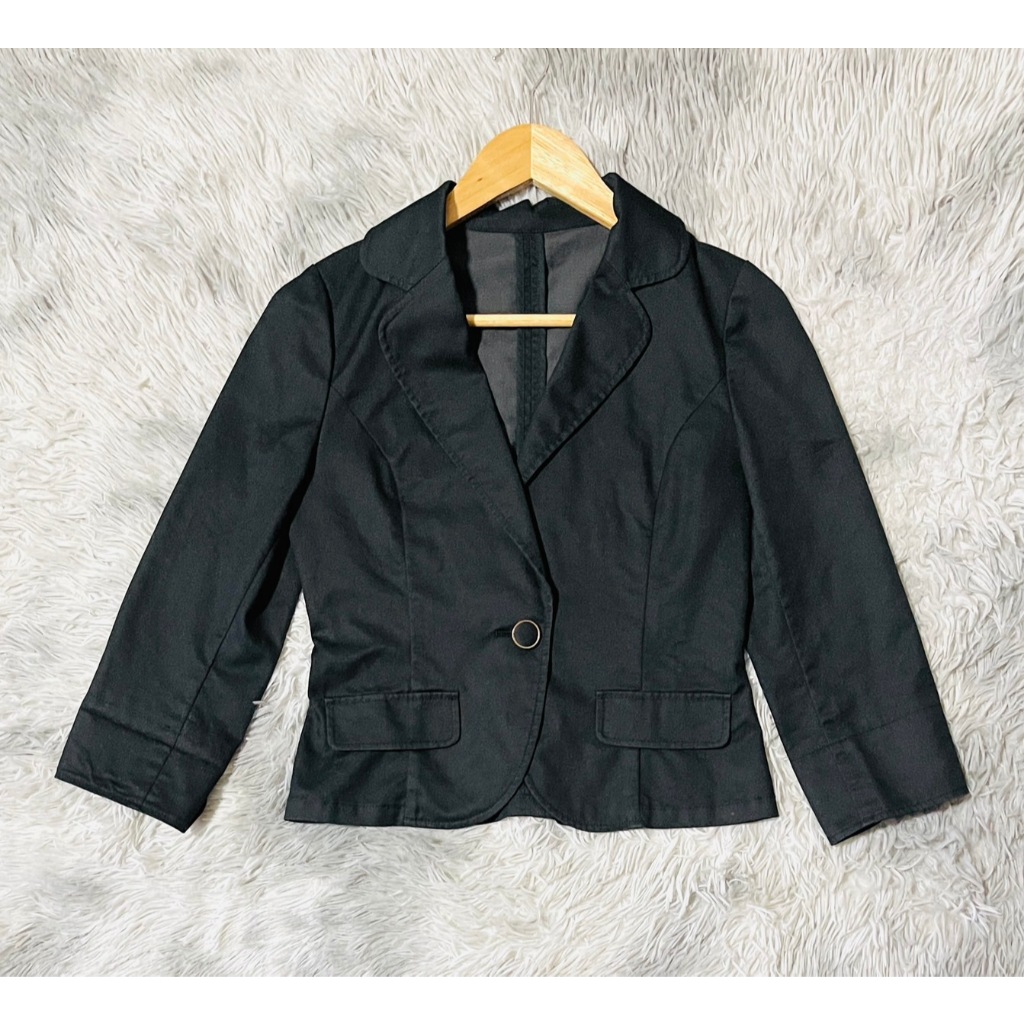 อก 32 สูทมือสอง Blazer ผู้หญิงสีดำ ทรงสุภาพ *S151